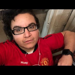 Meet your Posher, Elijah